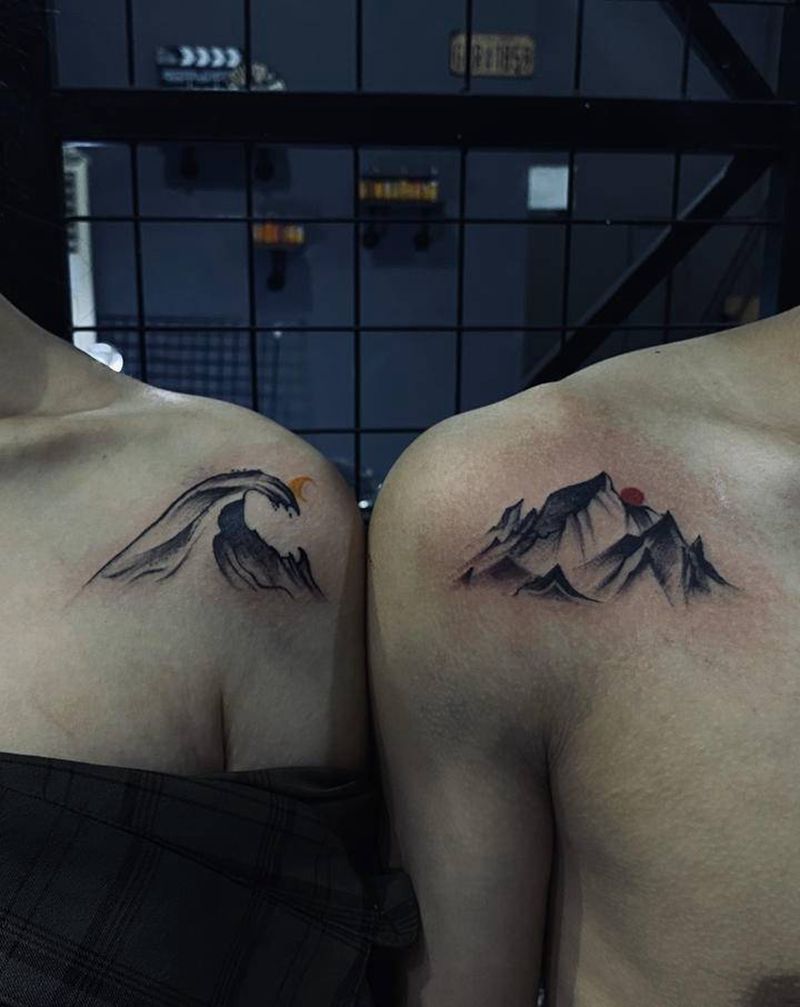 情侣山水纹身图片_肩部小清新纹身图案