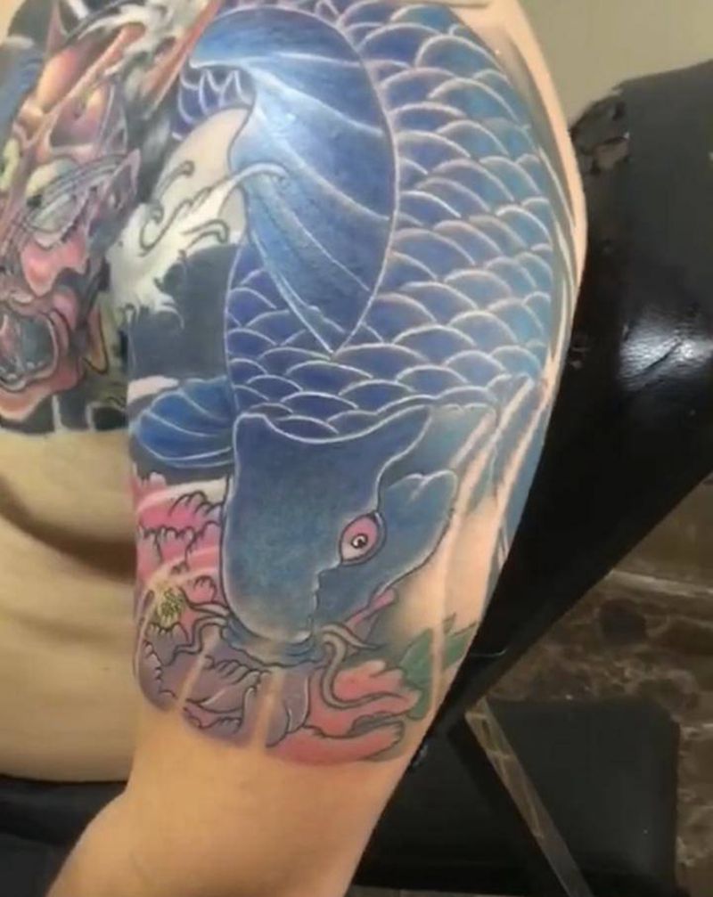 老图修改上色纹身图片_胸部纹身图案