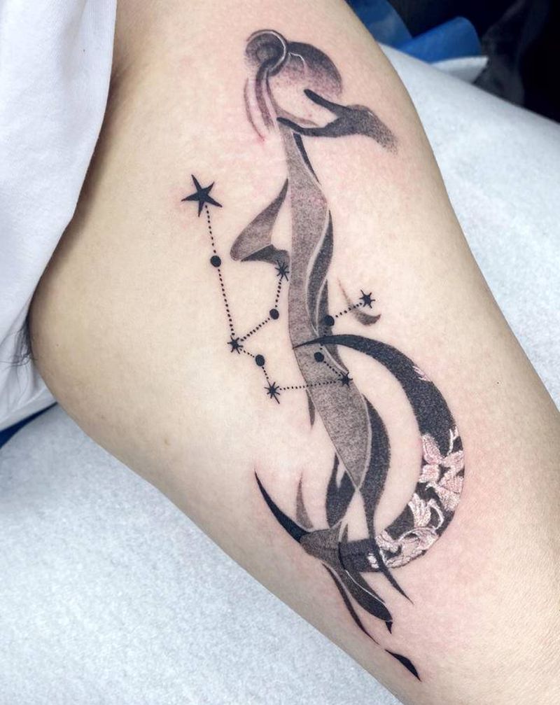 水瓶纹身图片_手臂几何纹身图案