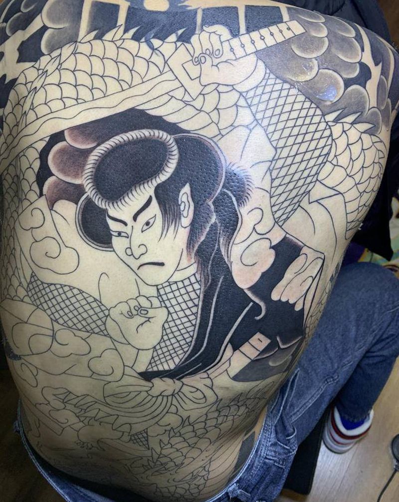 云龙九郎纹身图片_老传统纹身图案