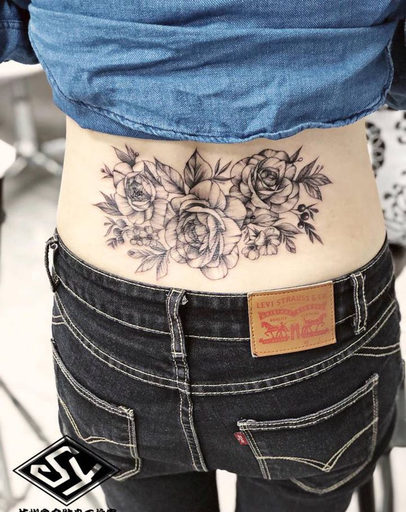 遮盖肥胖纹纹身图片_腰部点刺花纹身图案