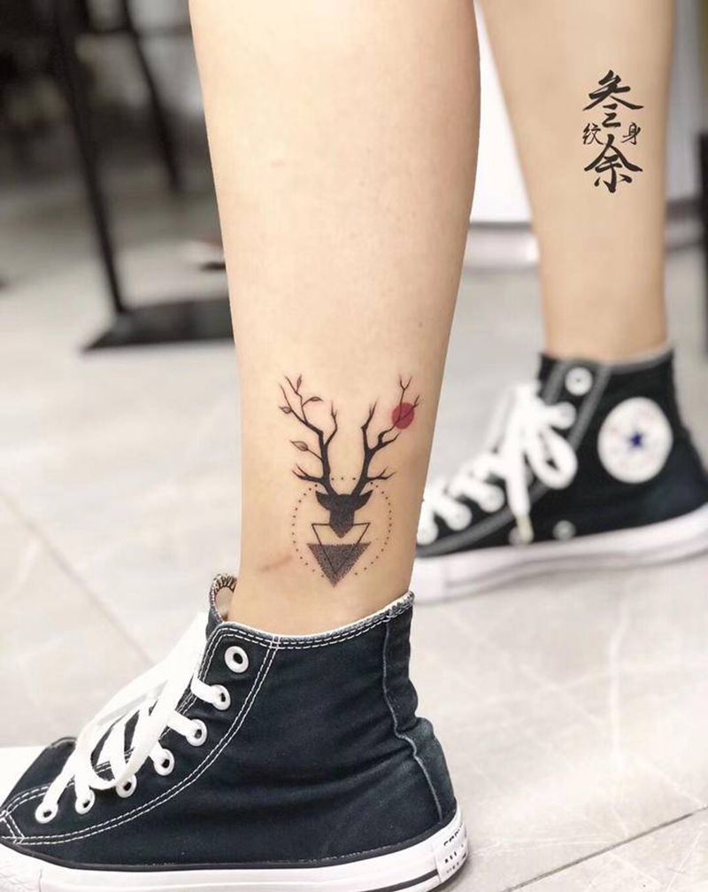 点刺纹身图片_手臂腿部纹身图案