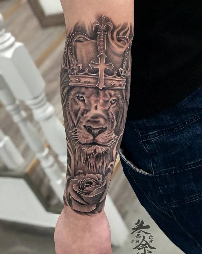 包小臂纹身图片_手臂欧美写实纹身图案