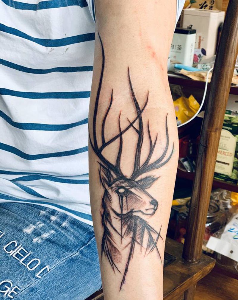 素描风纹身图片_手臂点刺纹身图案