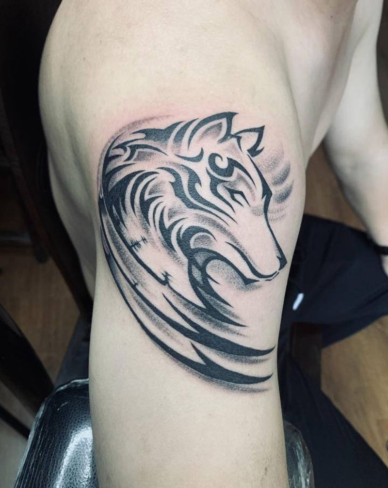 狼图腾纹身图片_手臂图腾纹身图案