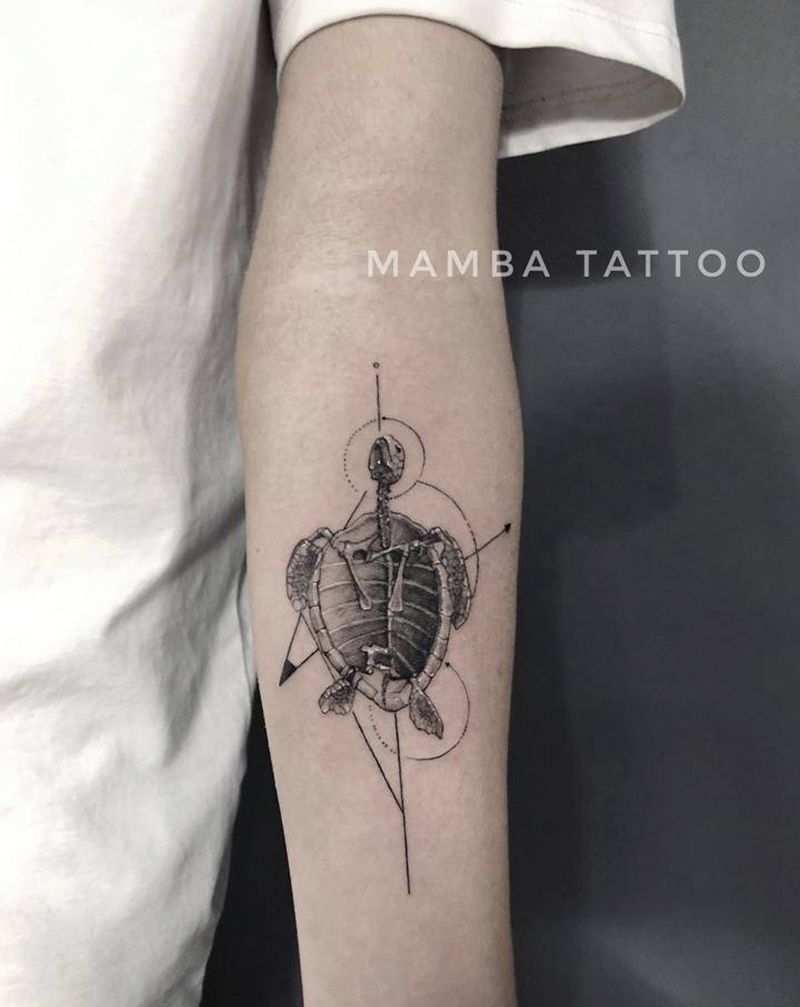 小龟龟纹身图片_手臂几何欧美写实纹身图案