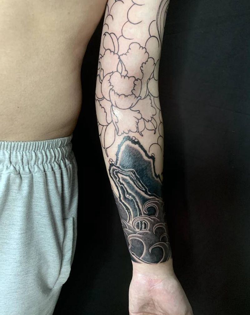 老传统花臂纹身图片_手臂老传统纹身图案