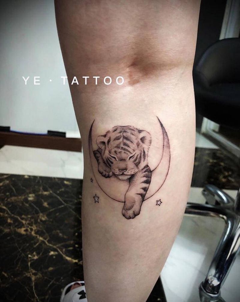 遮盖疤痕纹身图片_腿部纹身图案