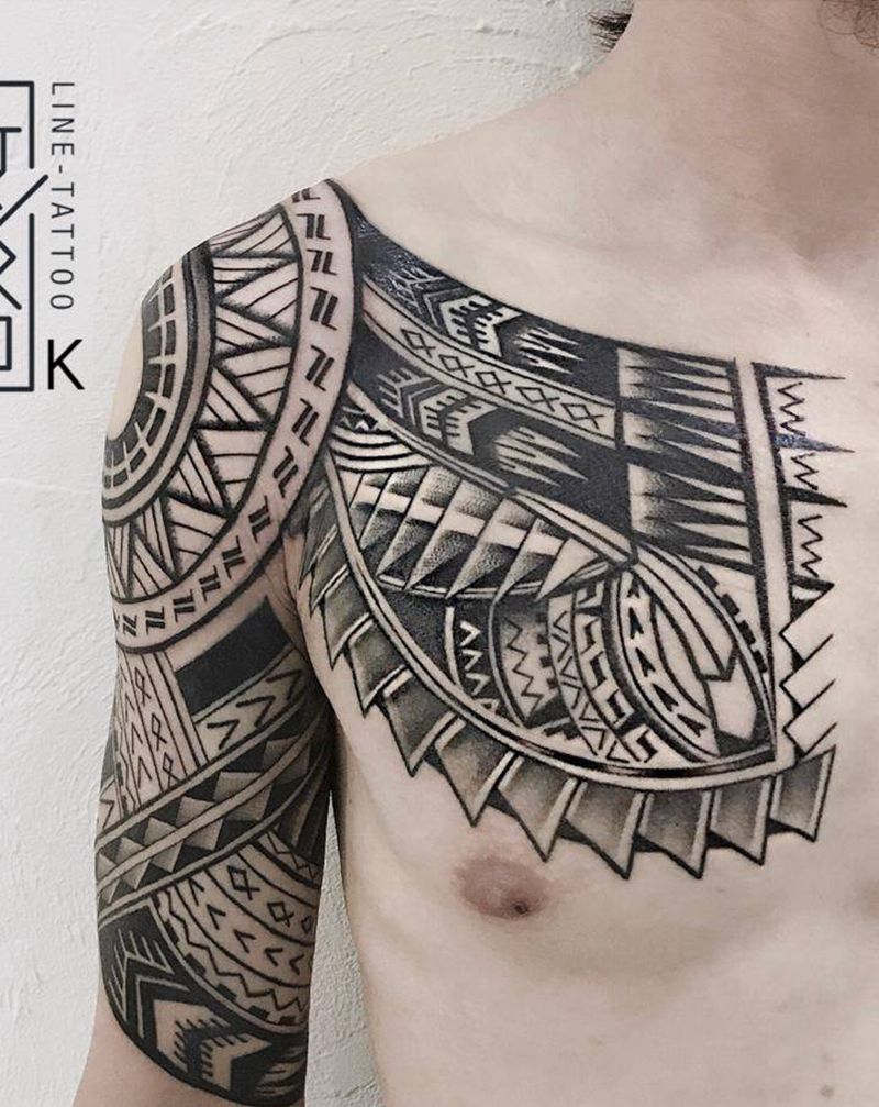 图腾半胛纹身图片_肩部图腾半胛纹身图案