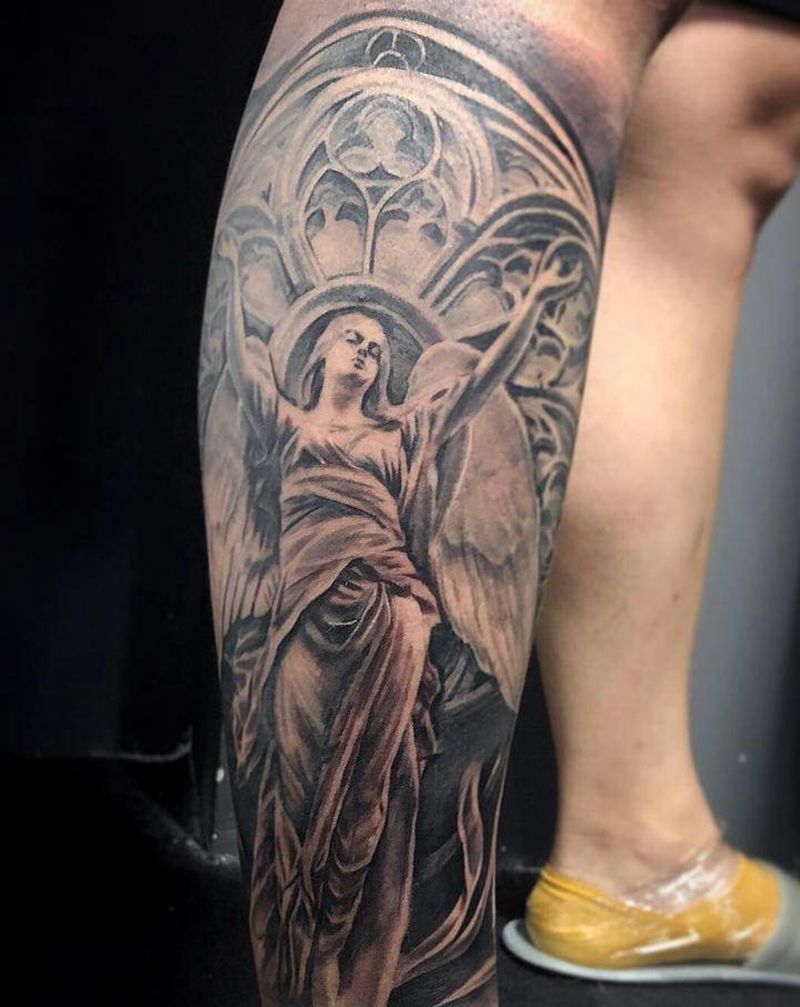 守护家人纹身图片_腿部欧美写实纹身图案