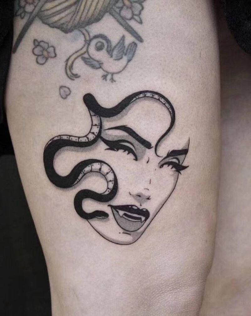 暗黑风格小图纹身图片_腿部手臂纹身图案