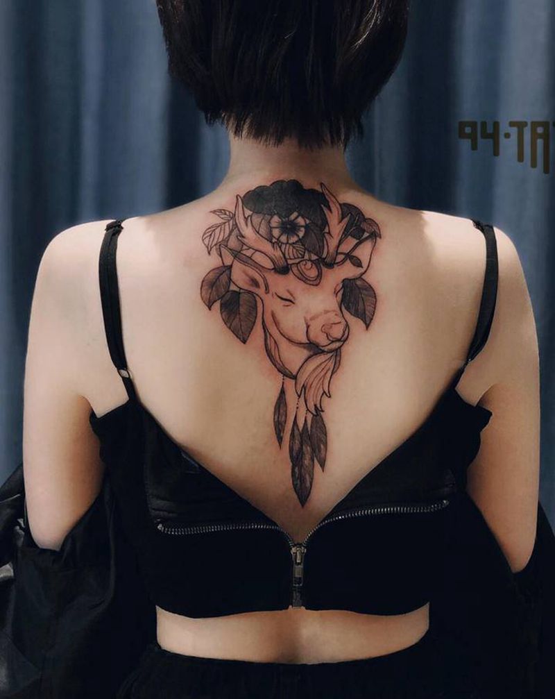 鹿纹身图片_背部New School点刺鹿纹身图案