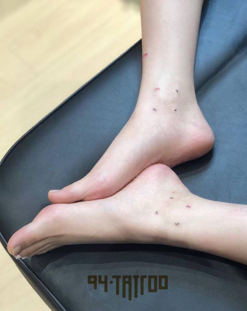 小清新纹身图片_腿部脚部英文纹身图案