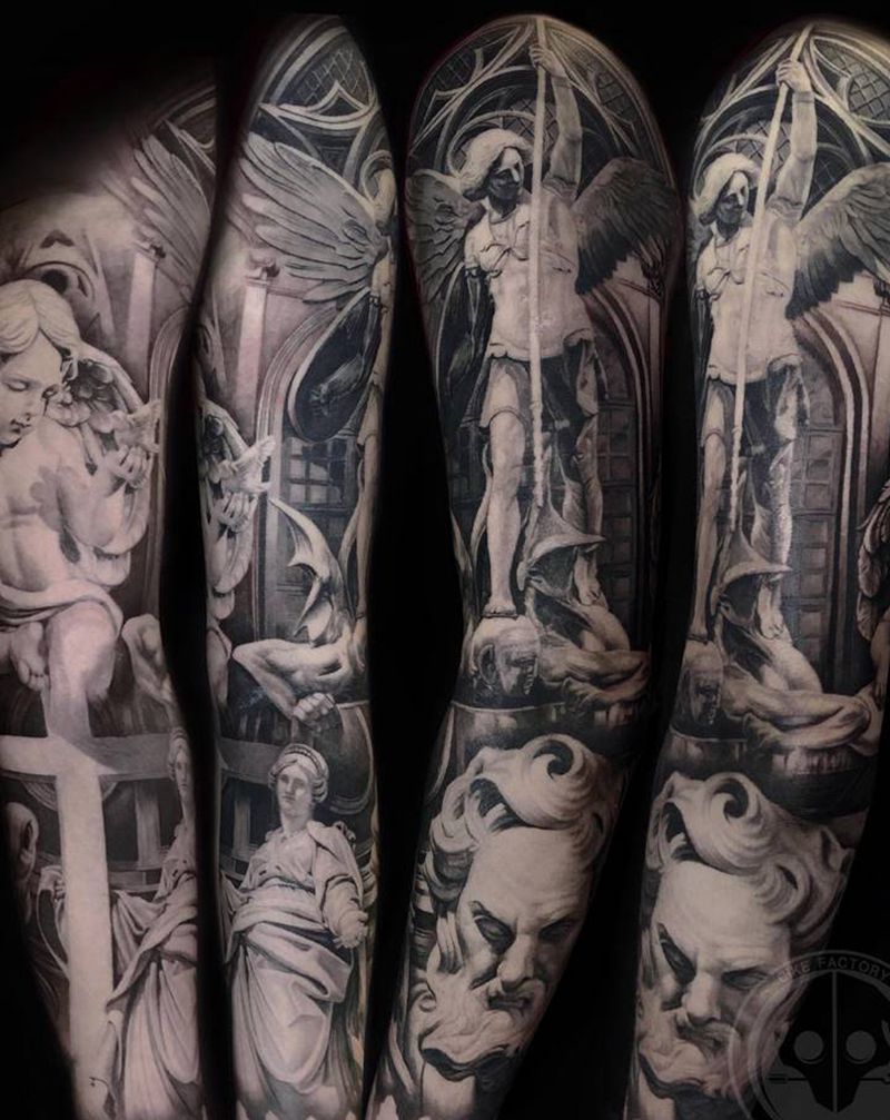 欧美写实黑灰花臂纹身图片_手臂欧美写实天使纹身图案