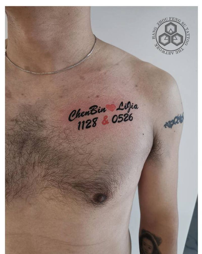 英文纹身图片_胸部纹身图案