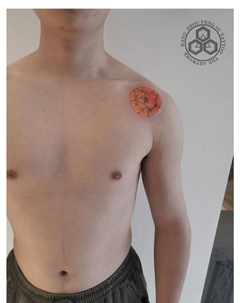 饼干纹身图片_肩部纹身图案