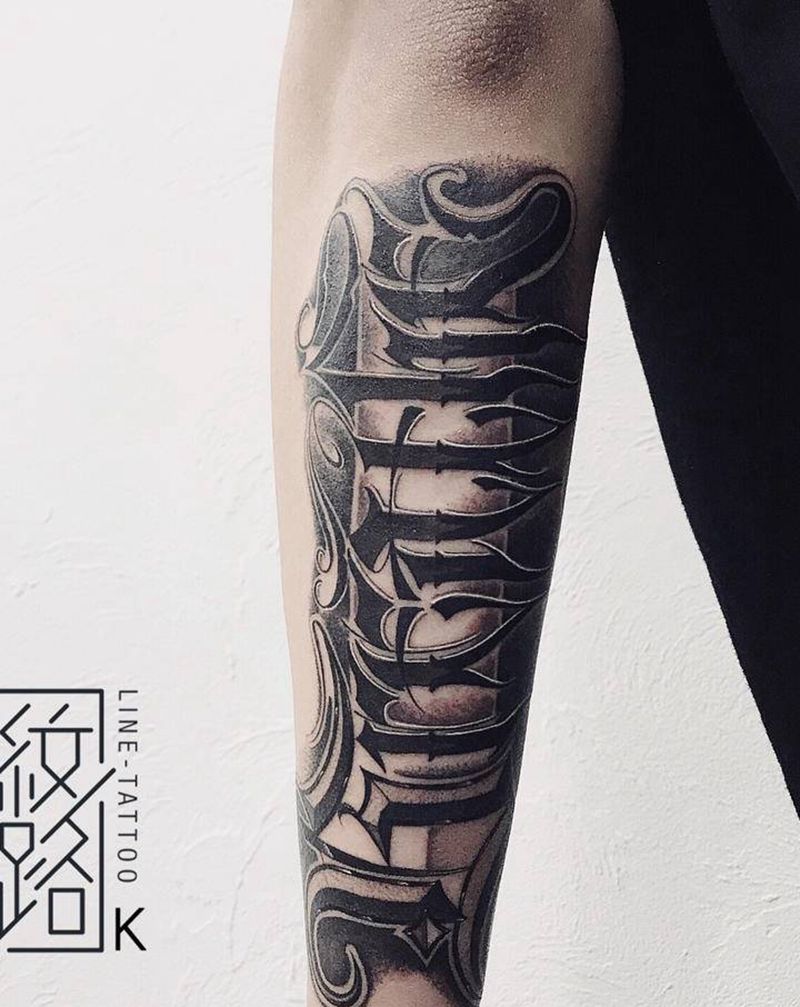 花体字纹身图片_手臂花体字暗黑原创设计纹身图案