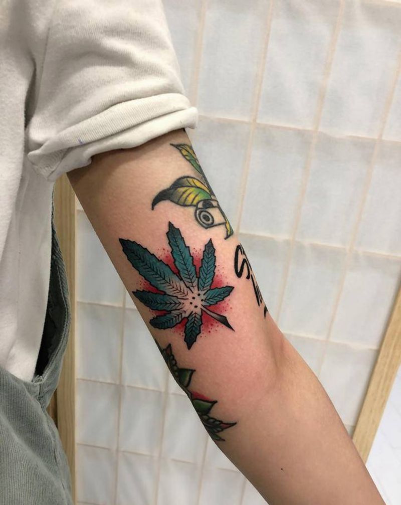 彩色小图纹身图片_手臂New School纹身图案