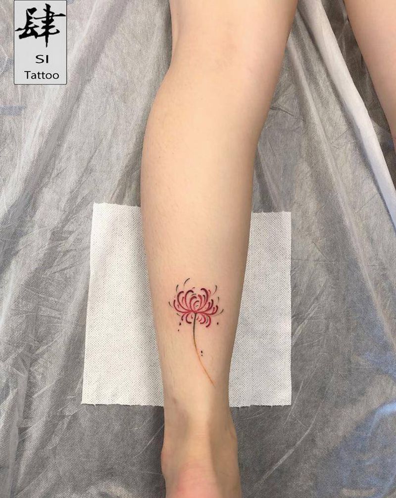 彼岸花纹身图片_腿部水彩花彼岸花纹身图案