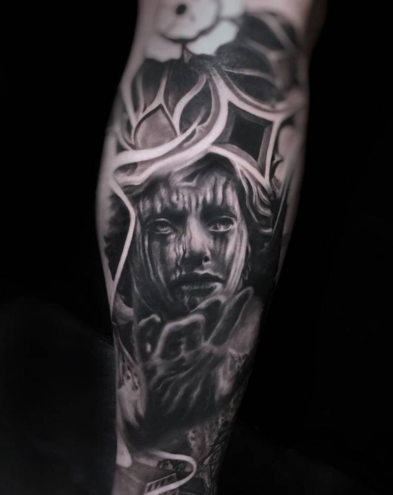 虚实相生纹身图片_手部手臂欧美写实纹身图案