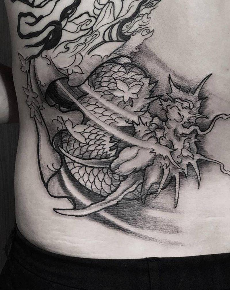 龙纹身图片_背部老传统新传统纹身图案
