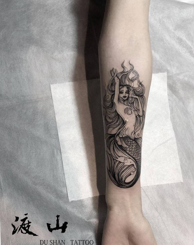 美人鱼纹身图片_手臂点刺纹身图案