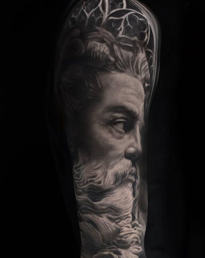 海神波塞冬纹身图片_手臂欧美写实纹身图案