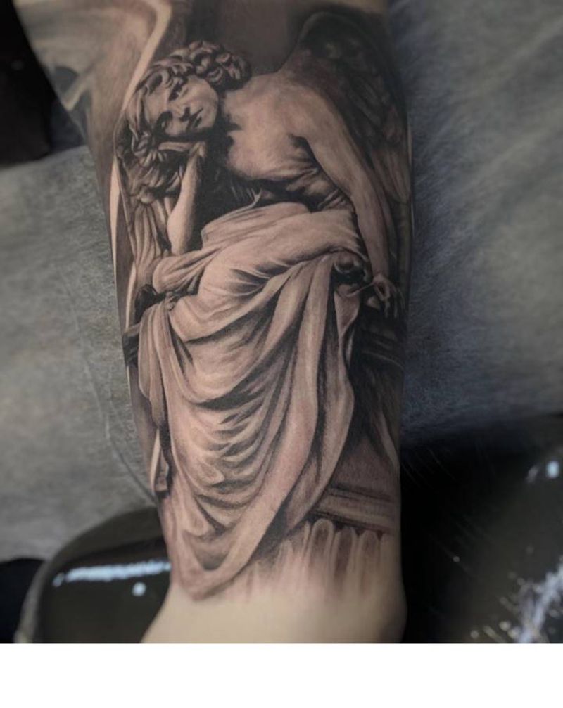 天使纹身图片_手臂欧美写实纹身图案