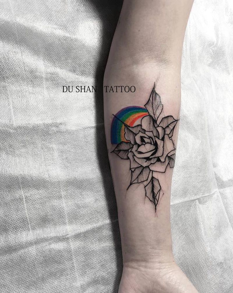 素花纹身图片_手臂点刺素花纹身图案