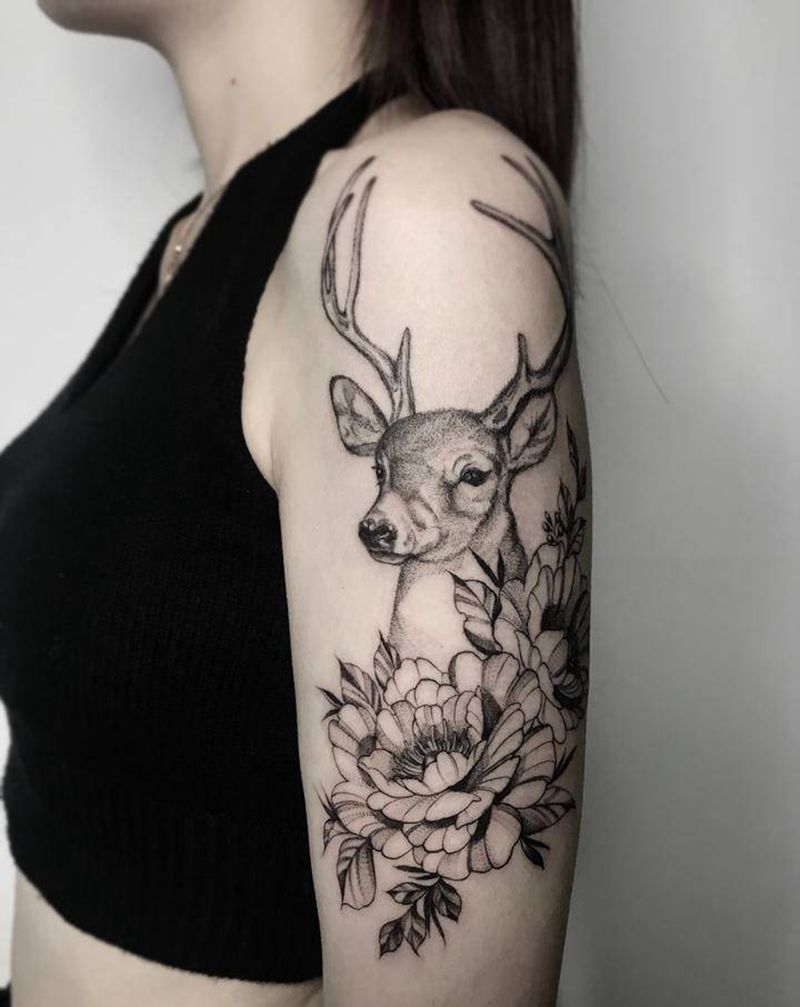 麋鹿素花纹身图片_手臂点刺纹身图案