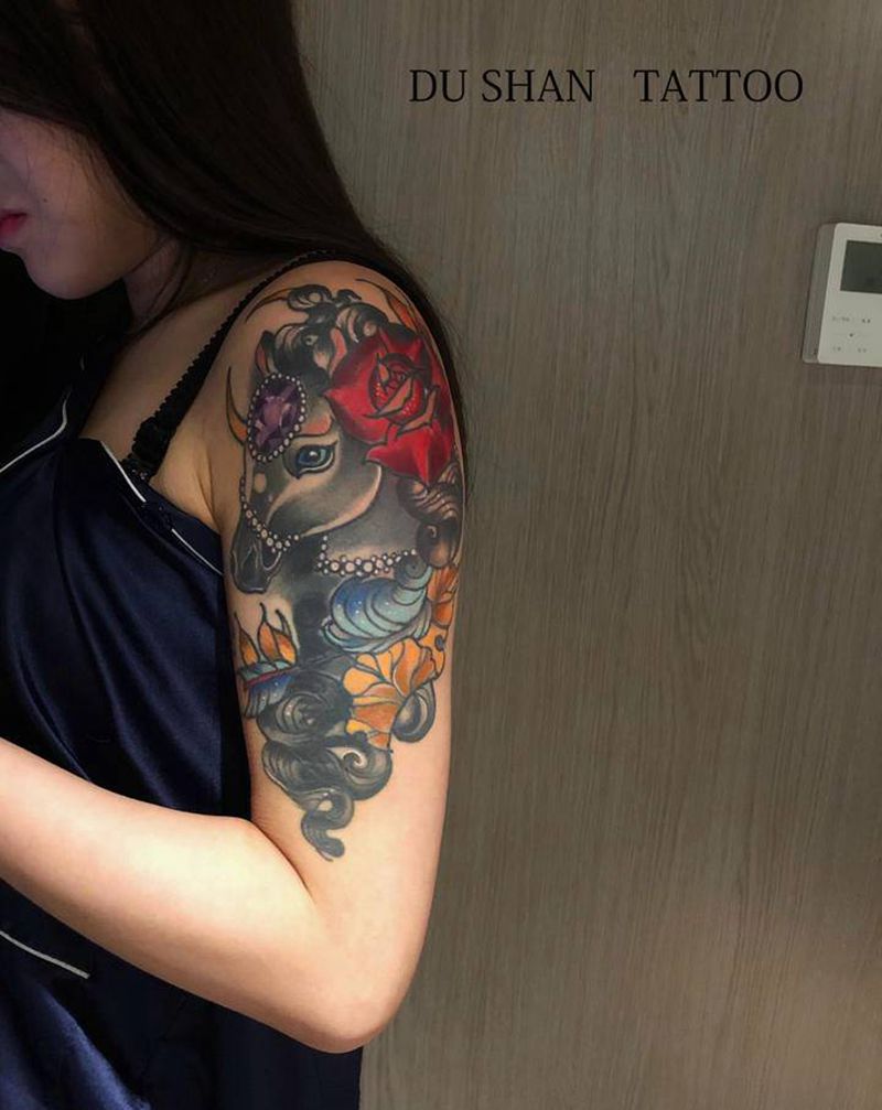 new school纹身图片_手臂New School独角兽纹身图案