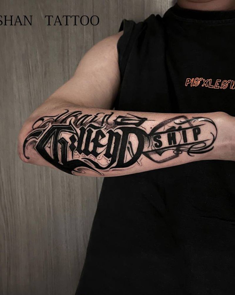 花体字纹身图片_手部花体字纹身图案