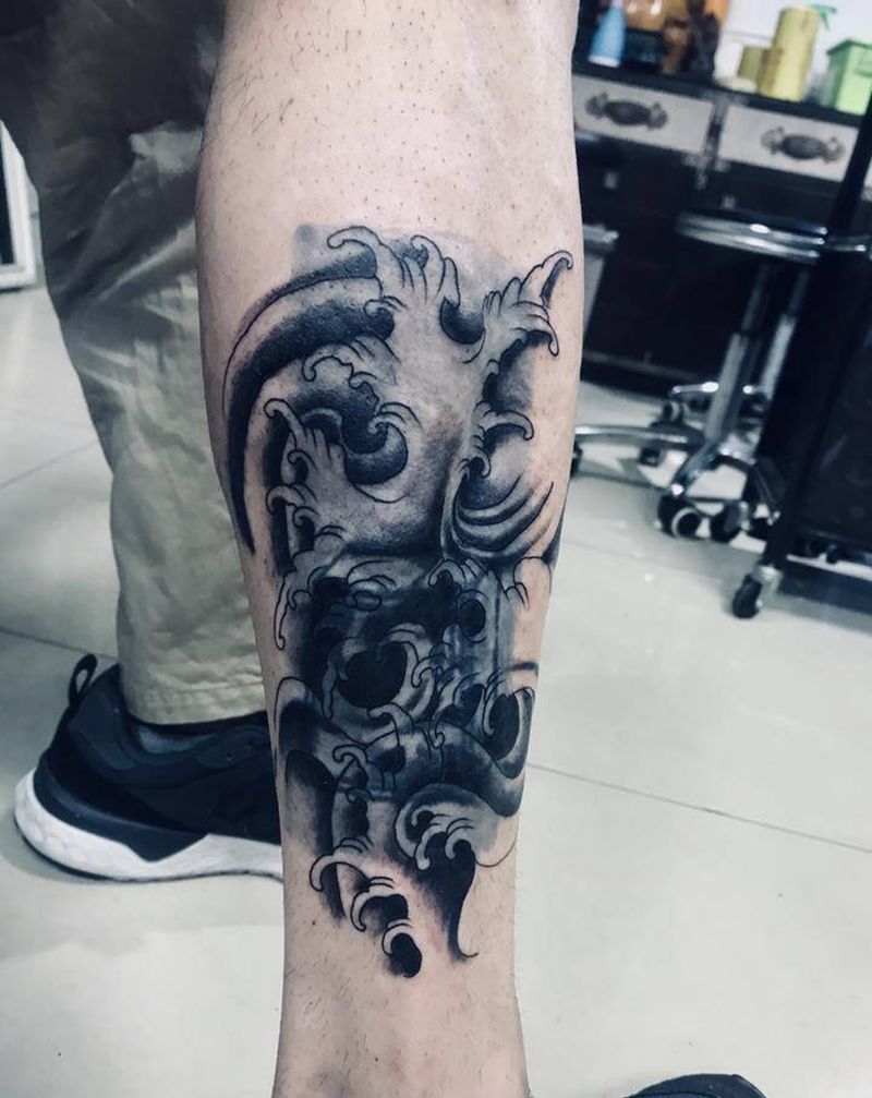 浪花遮盖纹身图片_腿部纹身图案