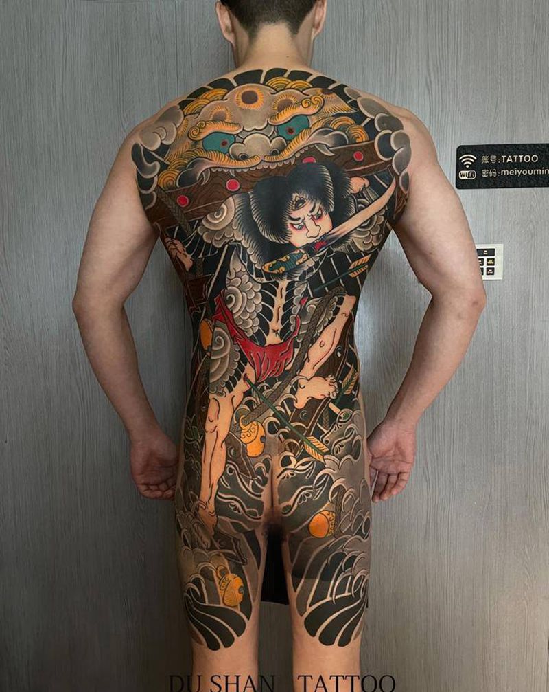日式满背纹身图片_背部老传统纹身图案