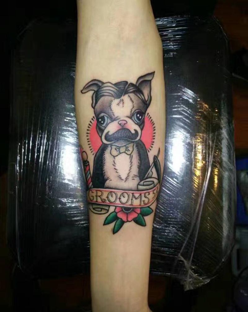 狗纹身图片_手臂Old School纹身图案