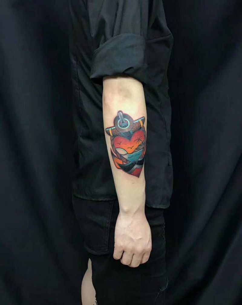 船锚纹身图片_手臂Old School纹身图案