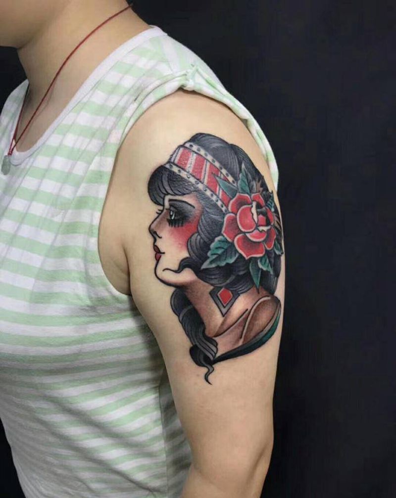 头纹身图片_手臂Old School纹身图案