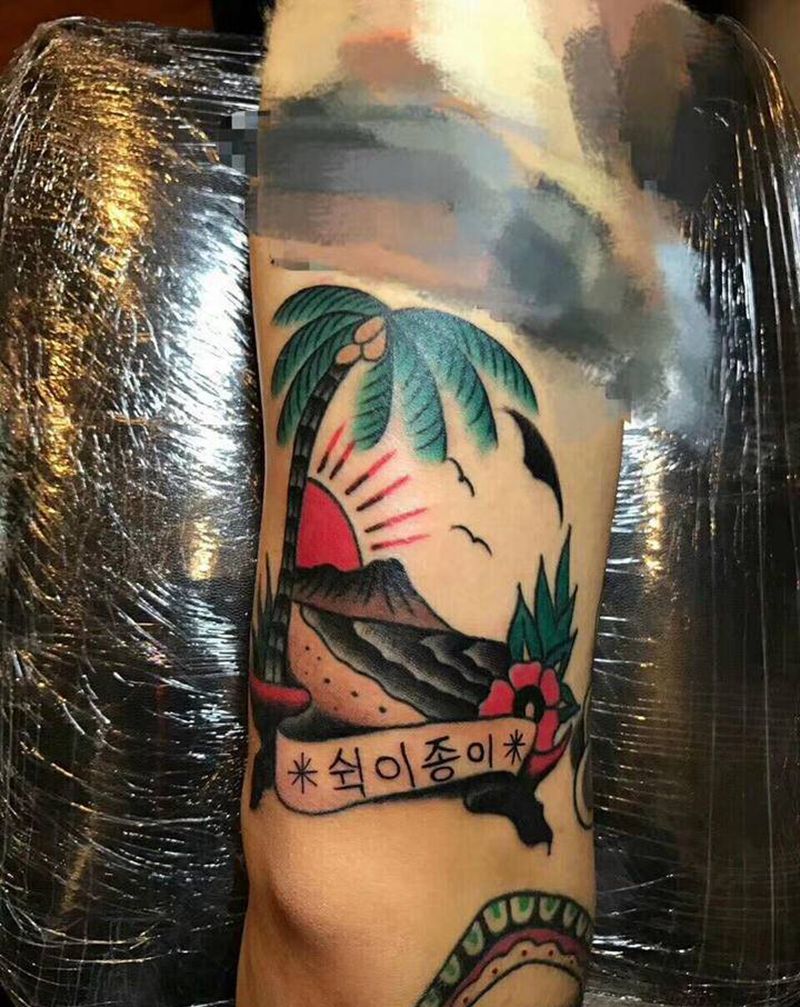 椰树纹身图片_手臂Old School纹身图案