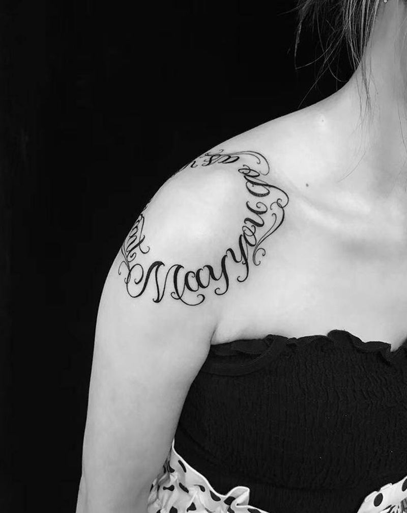 字体纹身图片_肩部花体字纹身图案