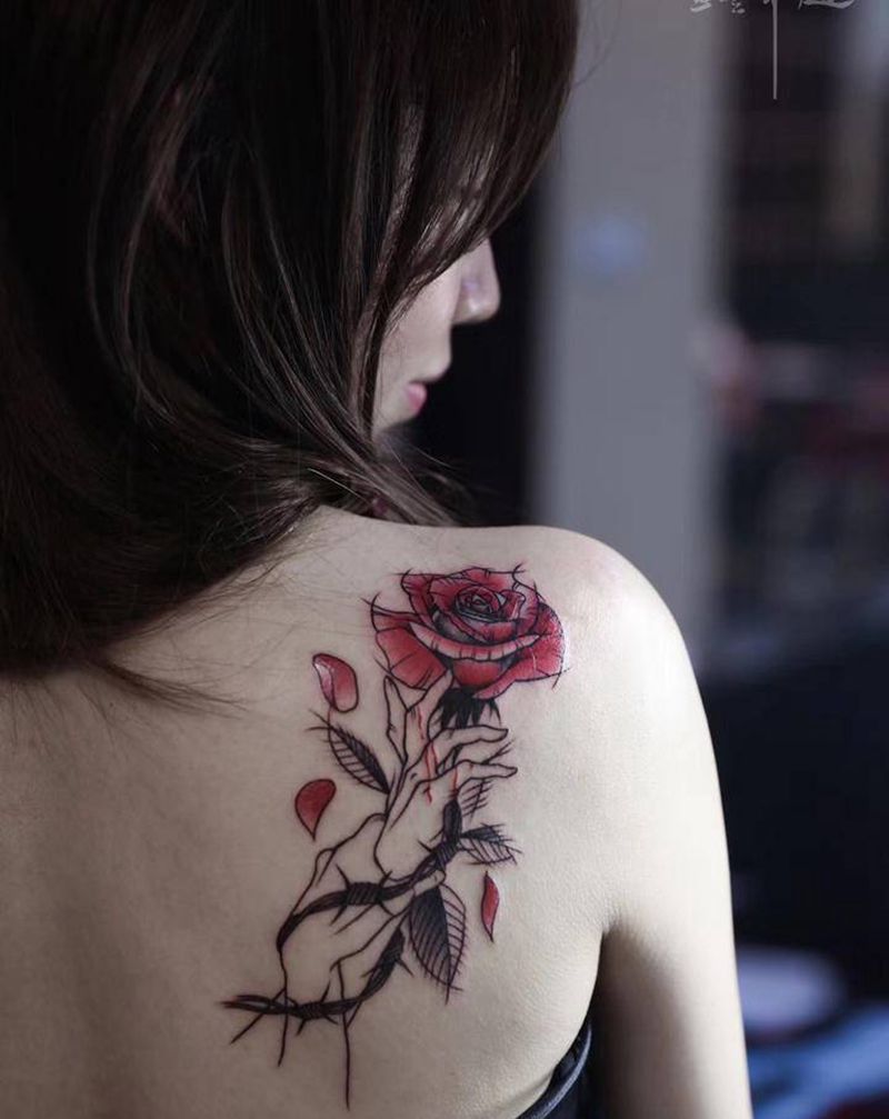 花纹身图片_背部纹身图案