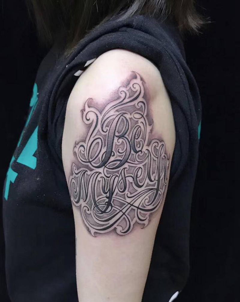 字体纹身图片_手臂花体字纹身图案