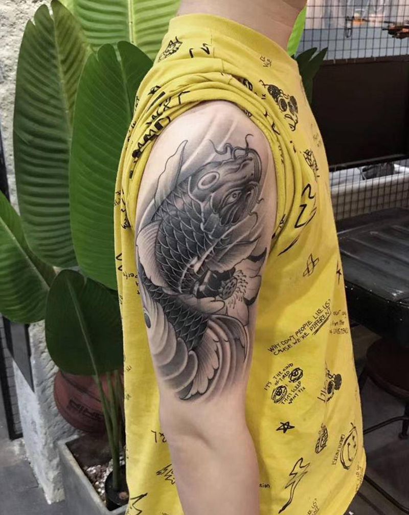 遮盖纹身图片_手臂新传统纹身图案
