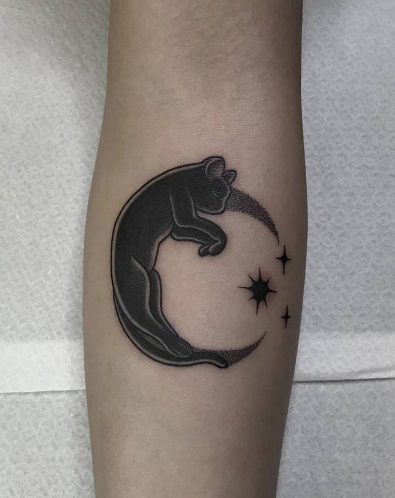 情侣纹身图片_手部手臂点刺纹身图案