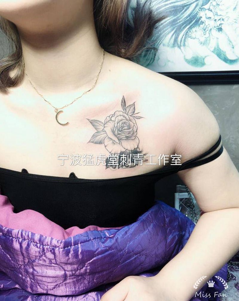 素花纹身图片_手部背部新传统纹身图案