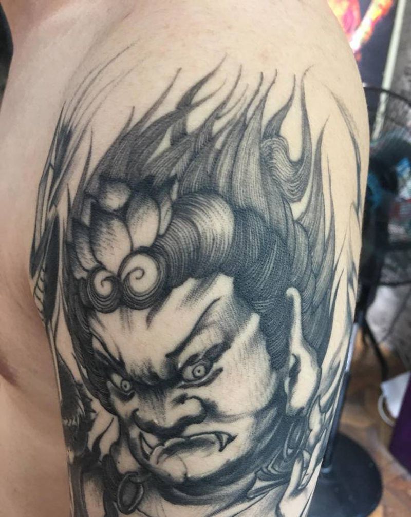 不动明王纹身图片_肩部新传统人物纹身图案