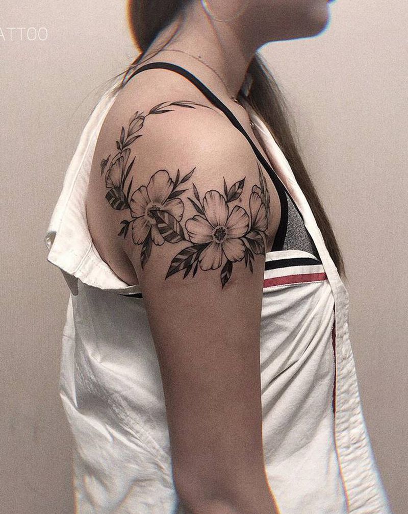 肩花纹身图片_肩部纹身图案