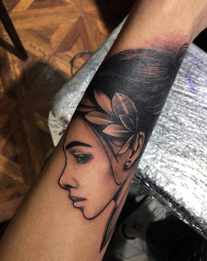 遮盖旧图纹身图片_手部手臂欧美写实人物纹身图案