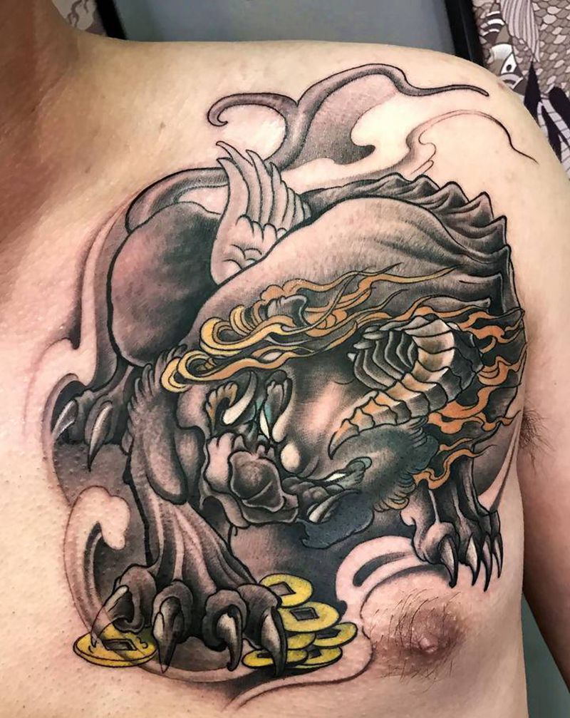 貔貅纹身图片_胸部新传统老传统纹身图案