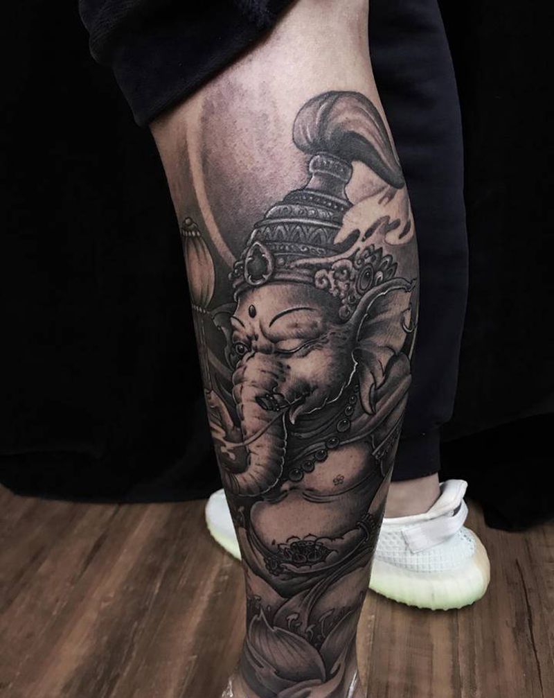 小腿象神纹身图片_腿部新传统象神纹身图案