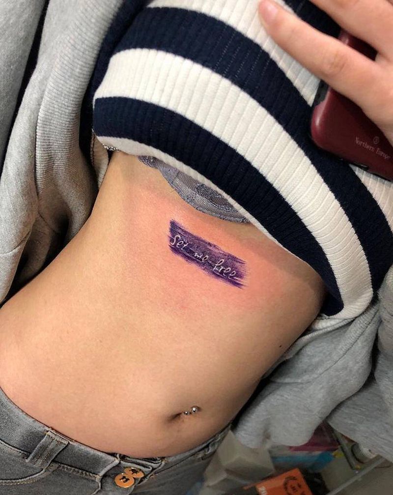 疤痕遮盖纹身图片_胸部纹身图案